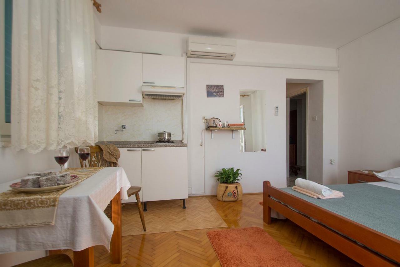 Studios Bacic Vela Luka Buitenkant foto