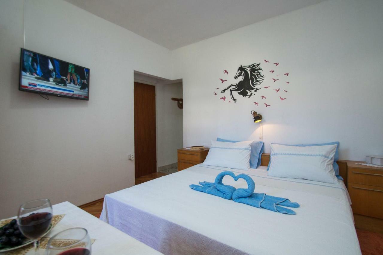 Studios Bacic Vela Luka Buitenkant foto