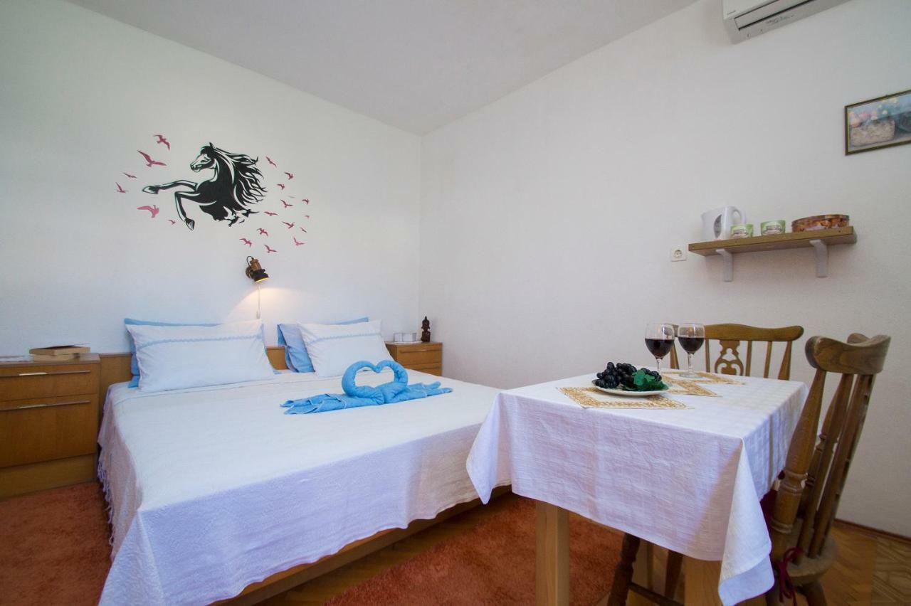 Studios Bacic Vela Luka Buitenkant foto